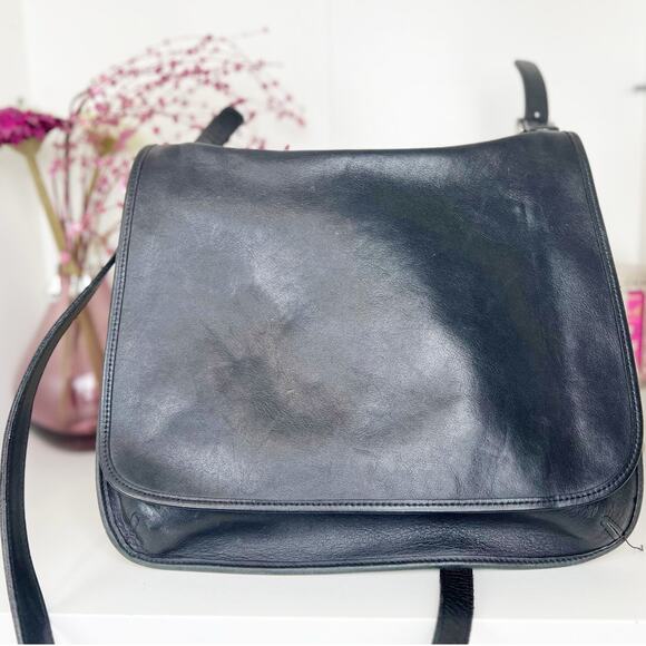 Vintage Coach Legacy Slim Hippie Leather Flap Saddle Crossbody Bag 9134 Black - Picture 1 of 16